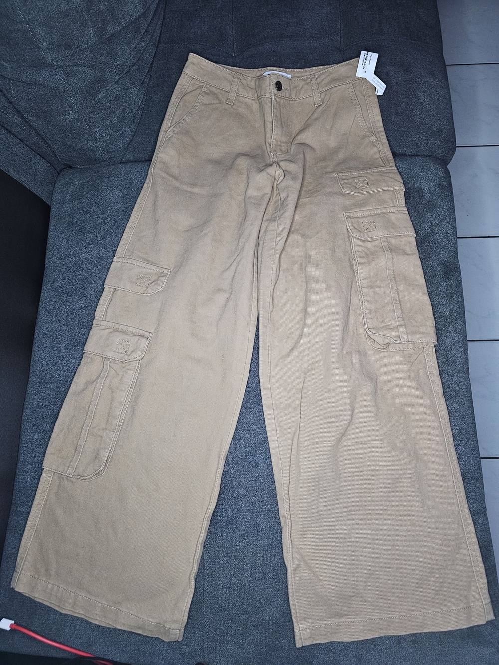 RSQ Women's Wide-Leg Cargo Pants in Khaki